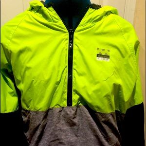 PINK VICTORIA’S SECRET PULLOVER